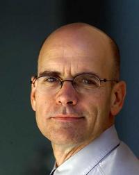 clive_hamilton_narrowweb__200x252